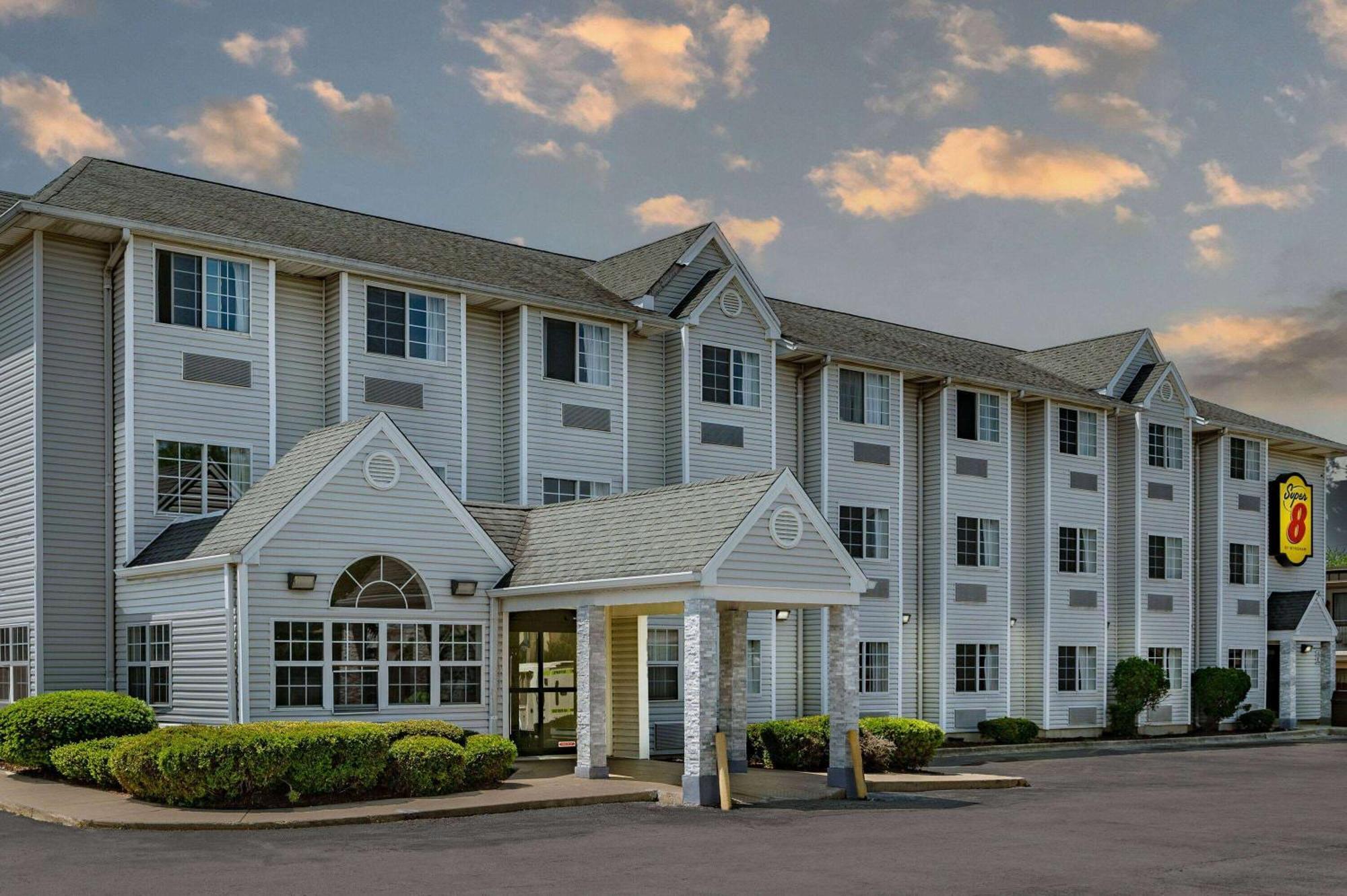 Super 8 By Wyndham Joliet Hotell Eksteriør bilde
